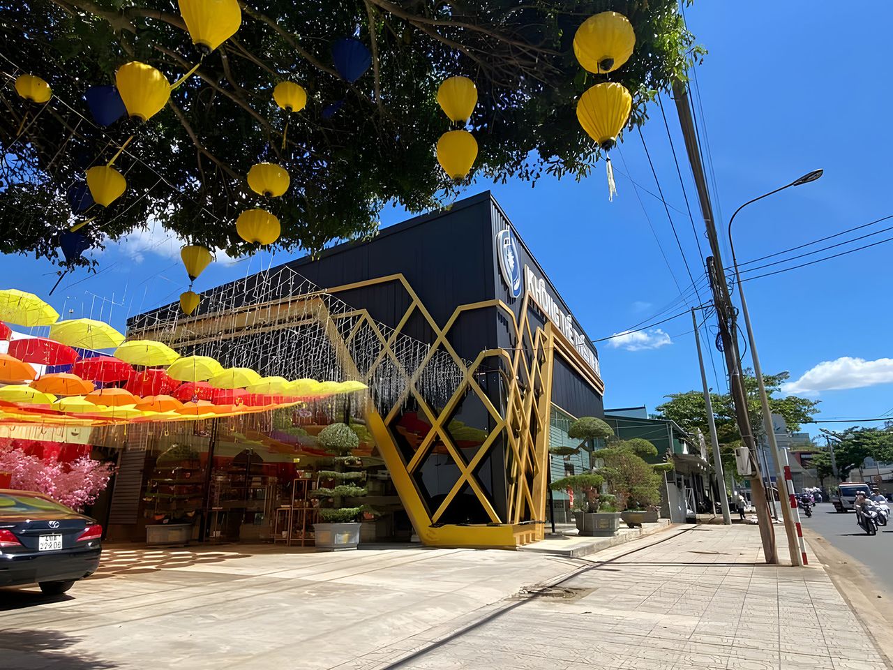 Bao Loc Showroom Project – steel structure, Lam Dong Province, Vietnam