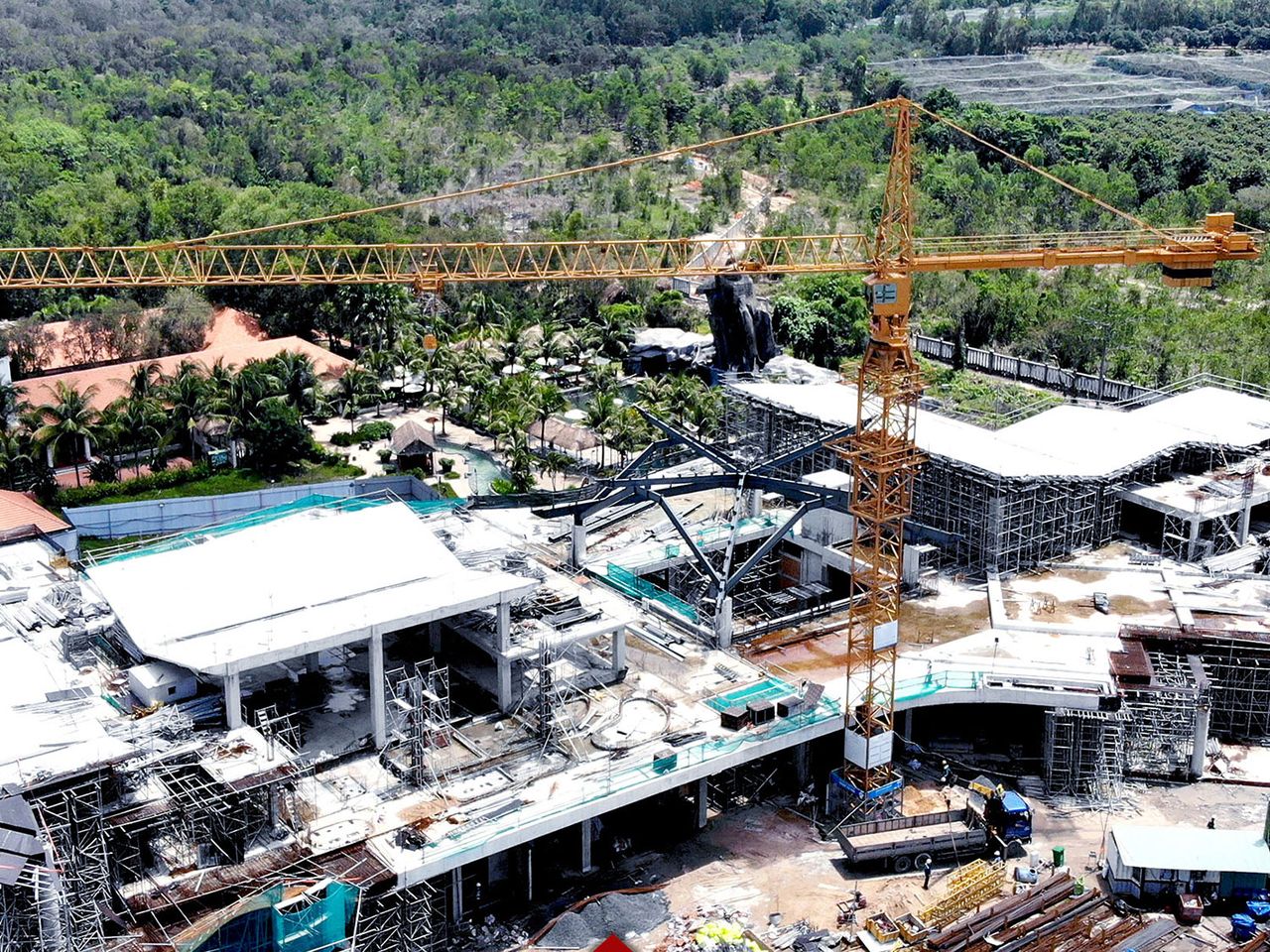 Binh Chau Hot Spring Renovation Project – steel structure, Vietnam