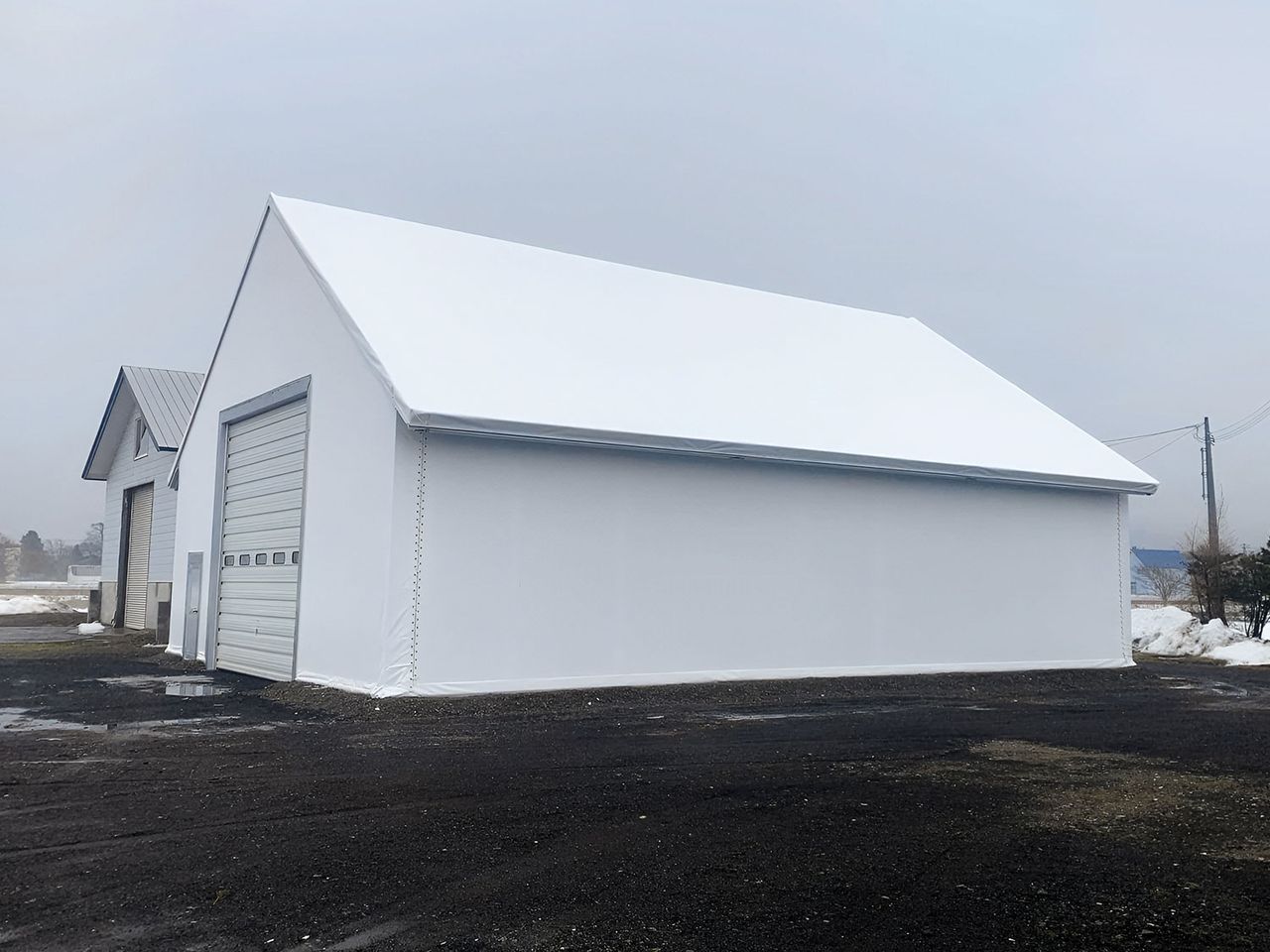 Montaki Warehouse – steel structure, Japan