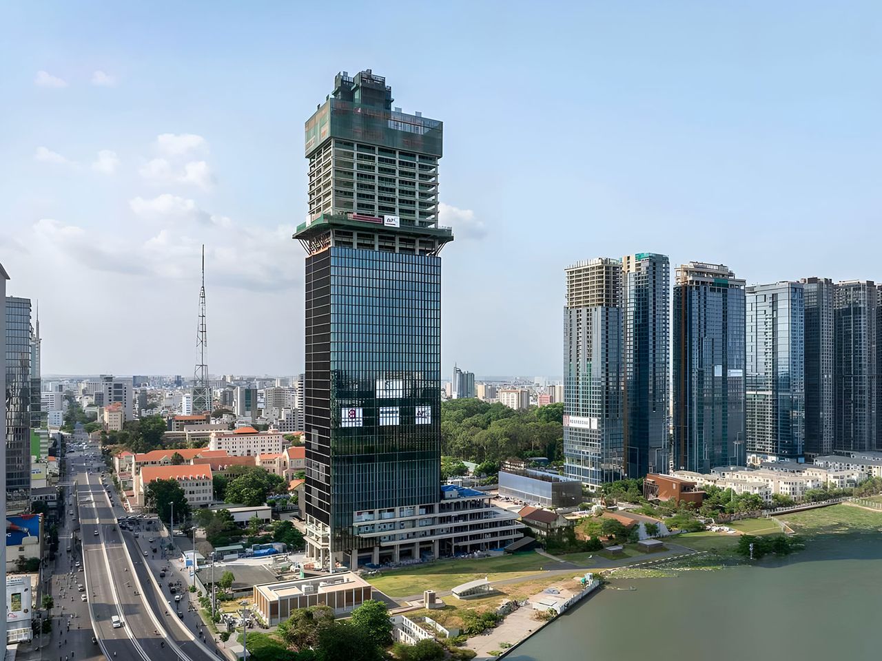 The Sun Tower – steel structure, Ho Chi Minh City, Vietnam