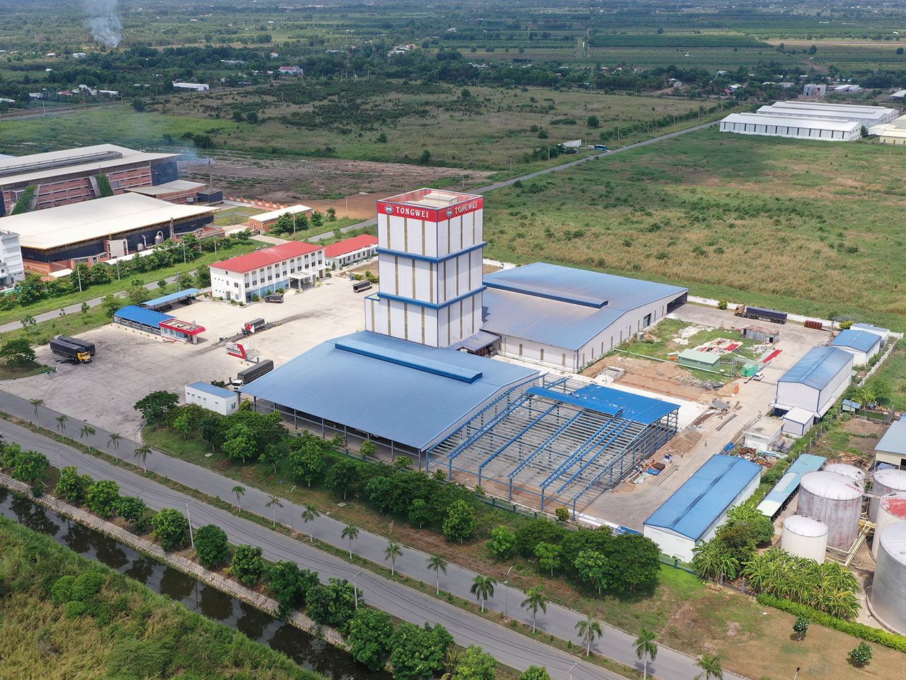 Tien Giang Tongwei Animal Feed Factory (Expansion) – steel structure, Dong Thap Province, Vietnam